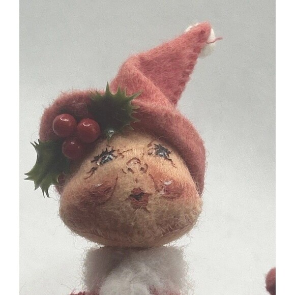Vintage Annalee Doll Elf Christmas Red 1991 Original Shelf Sitter Mischievous - Picture 2 of 5
